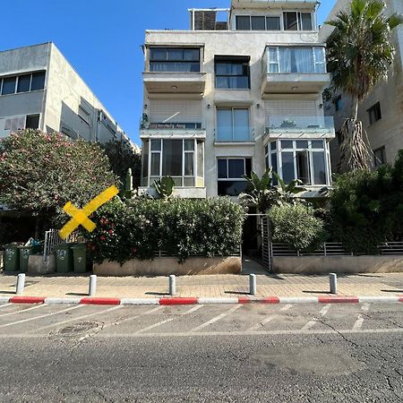 Glorious Renovated Apartment On Top Of The Beach Tel Aviv-Jaffa Exterior foto